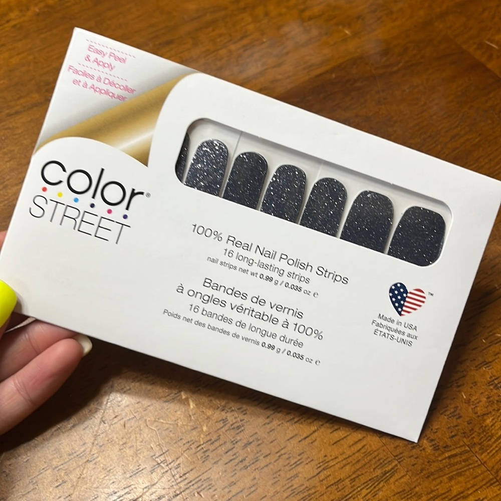 SEALED NEW 🌙 Moon River Nail Strips